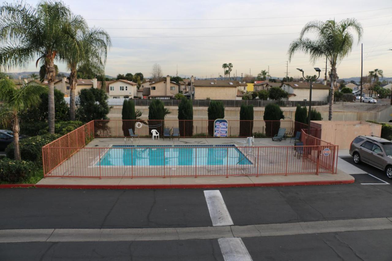 Grand Park Inn Baldwin Park Exterior foto