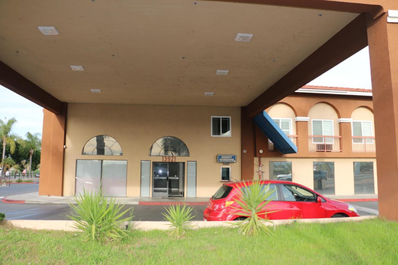 Grand Park Inn Baldwin Park Exterior foto